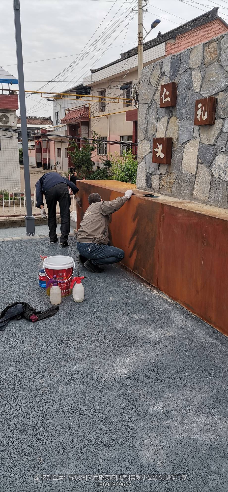 银川耐候钢景观小品材质对比与选材指南