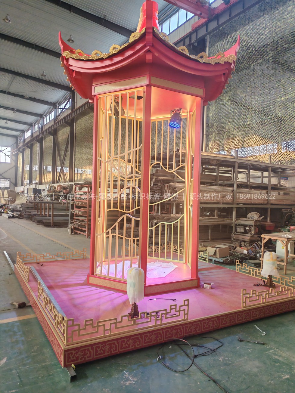 景区仿古演绎舞台用金属仿古工艺，怎么做得耐看又耐用？
