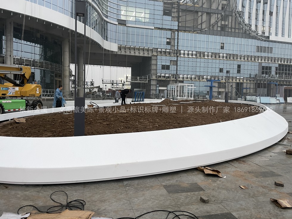 宝鸡创业中心园区景观小品 实景图（7）