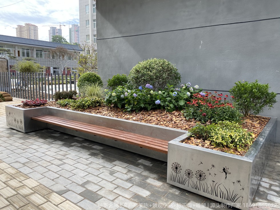 天水清水县户外不锈钢景观花箱实景