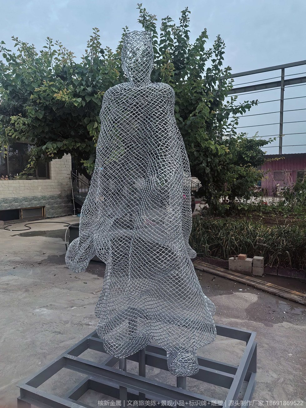 北庭故城景区不锈钢丝网雕塑安装实拍