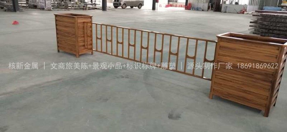 西安花箱护栏组合设施车间制作实拍