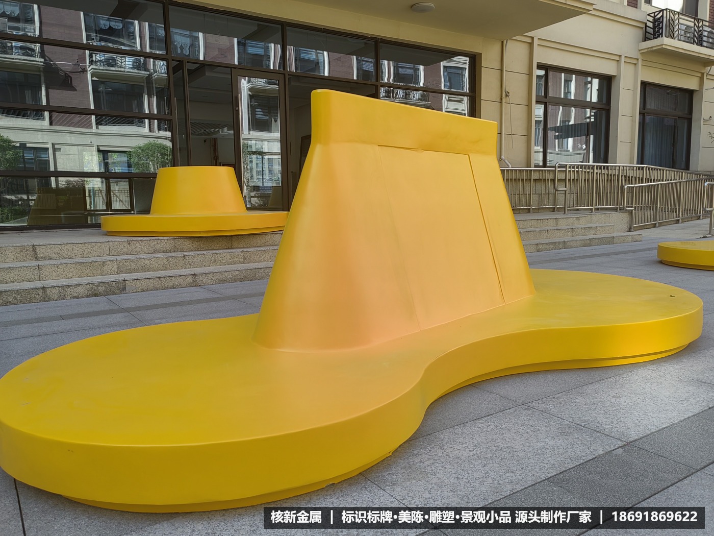 西安纺织城小学景观小品制作安装案例_核新金属校园景观厂家